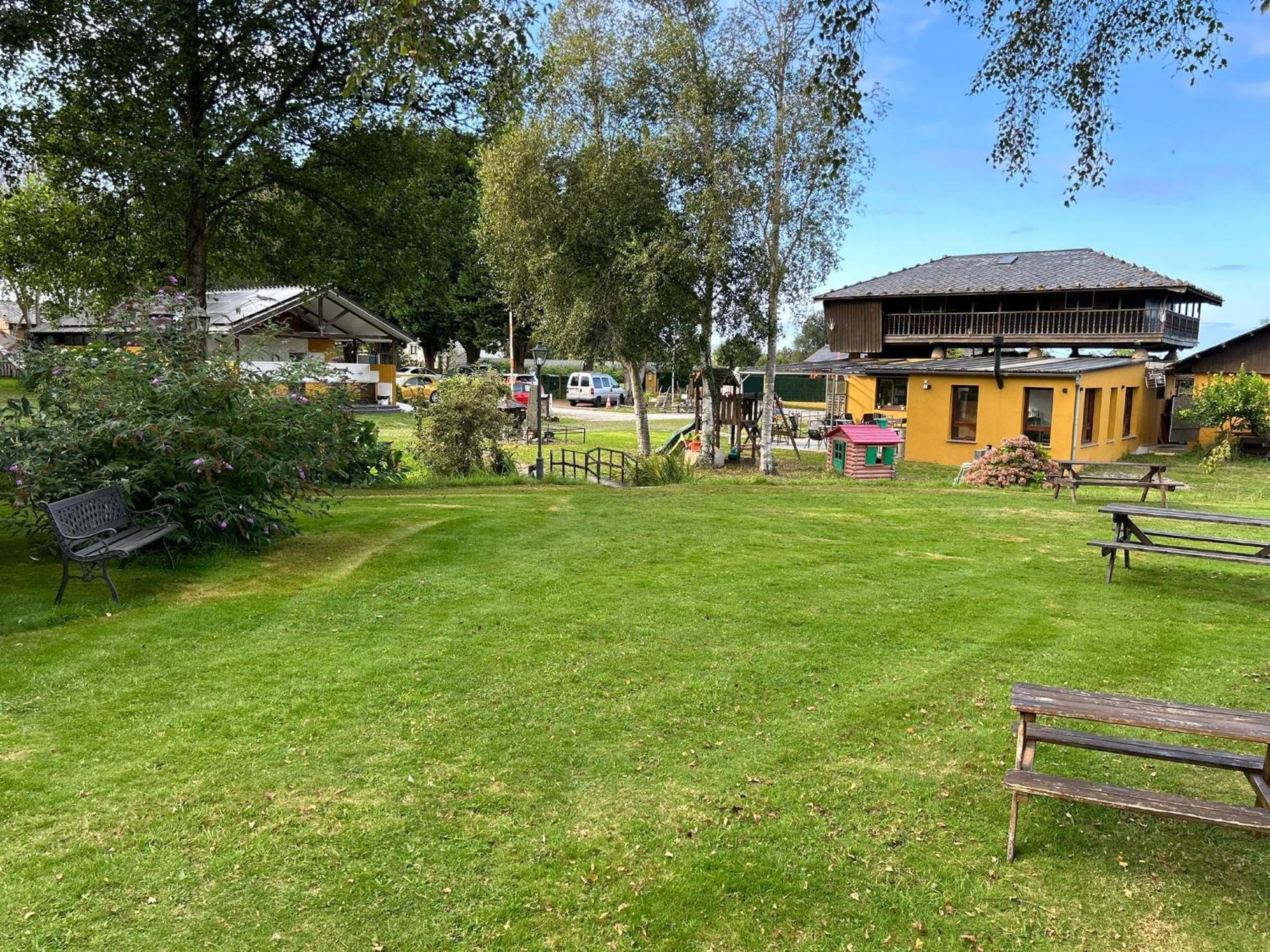 Camping A Grandella El Franco Екстериор снимка